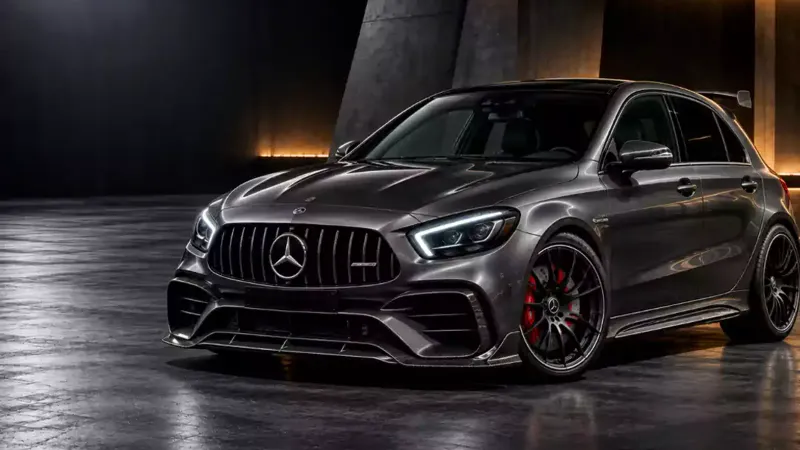 Mercedes-AMG A45 / A45S mit Carbonfaser-Teilen