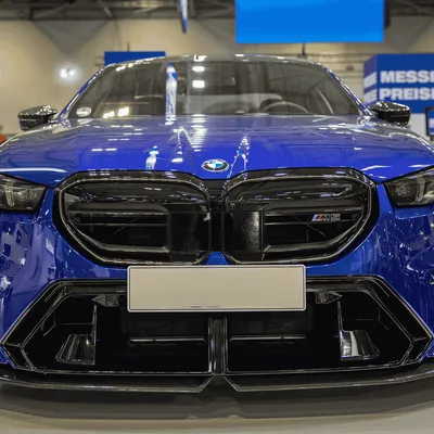 Carbonfaser-Frontsplitter BMW G90 M5 – mehrteilige Ausführung – Ansicht 3