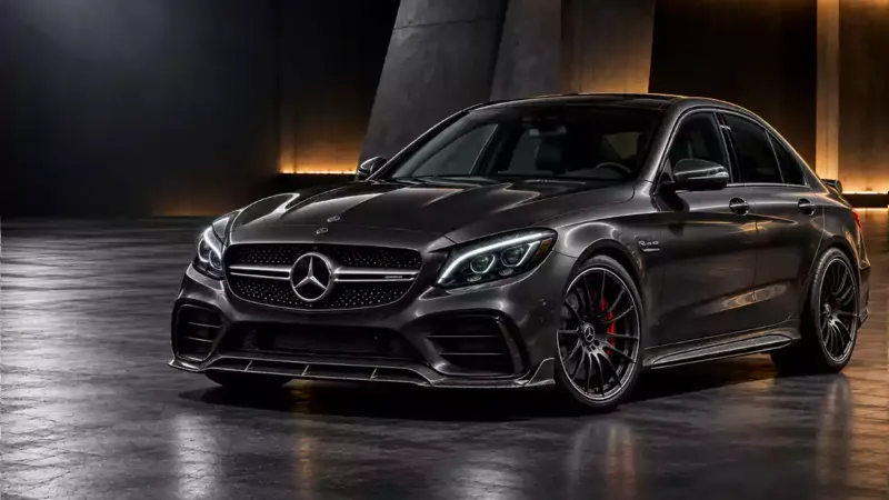 Mercedes-AMG C43 mit Carbonfaser-Teilen