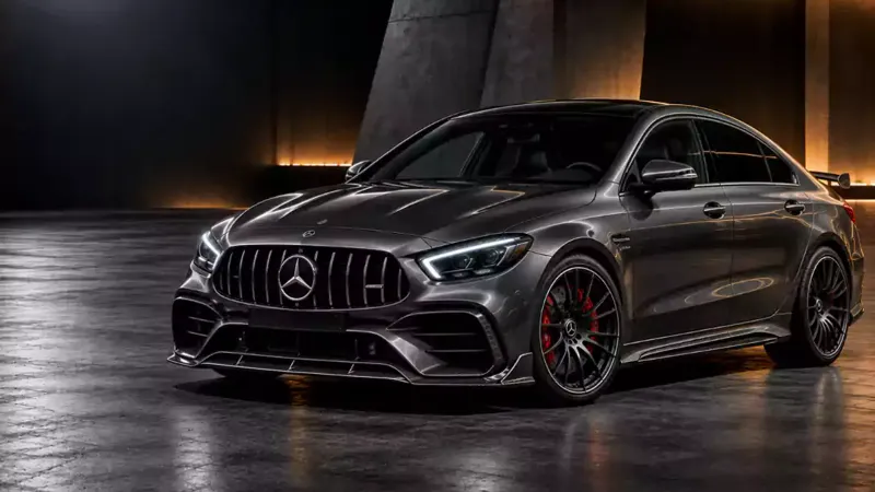 Mercedes-AMG CLA45 / CLA45S mit Carbonfaser-Teilen