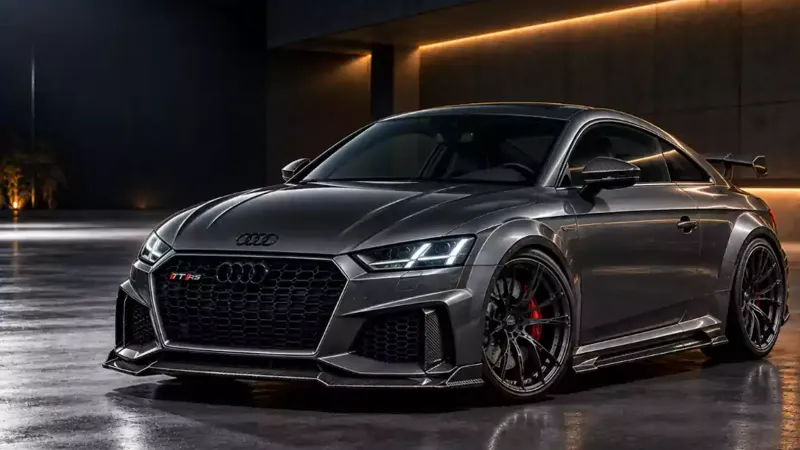 Audi TT / TTS / TT RS mit Carbonfaser-Teilen